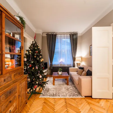 Charming In Hastalska Apartament Praga