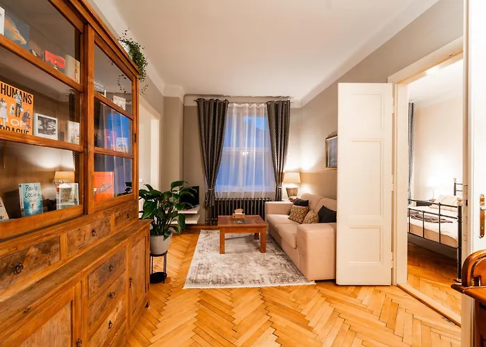 Apartment Charming In Hastalska