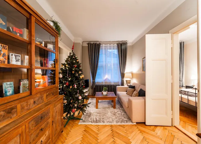 Charming In Hastalska Apartment Prag